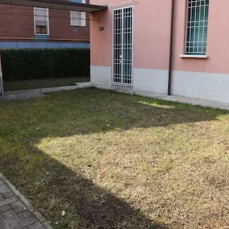 Luminosa Casa Di Benny Con Parcheggio アパート ボローニャ